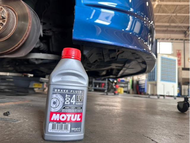 替えのブレーキフルード、MOTUL　DOT４